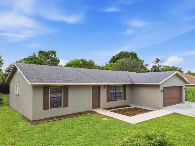 Residence photo 33