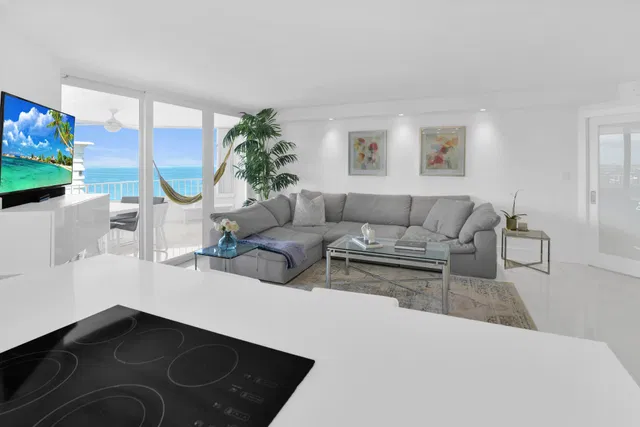 550 S Ocean Boca Unit 2203 photo 16