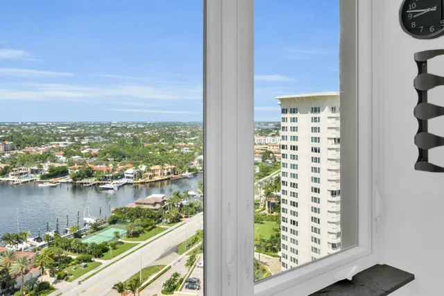 550 S Ocean Boca Unit 2203 photo 18