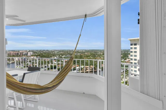 550 S Ocean Boca Unit 2203 photo 28