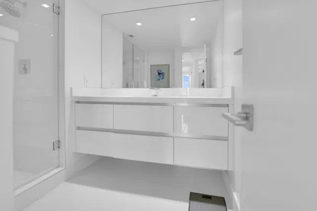 550 S Ocean Boca Unit 2203 photo 33