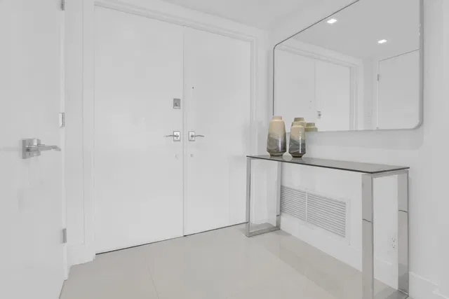 550 S Ocean Boca Unit 2203 photo 35