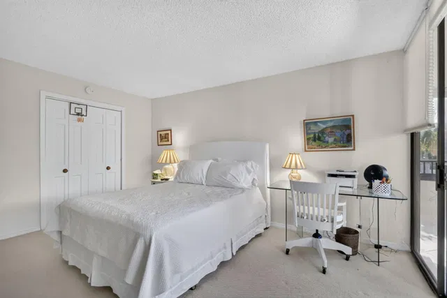  Unit 302 photo 25