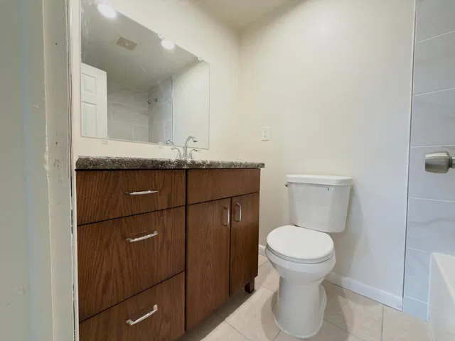  Residence photo 4