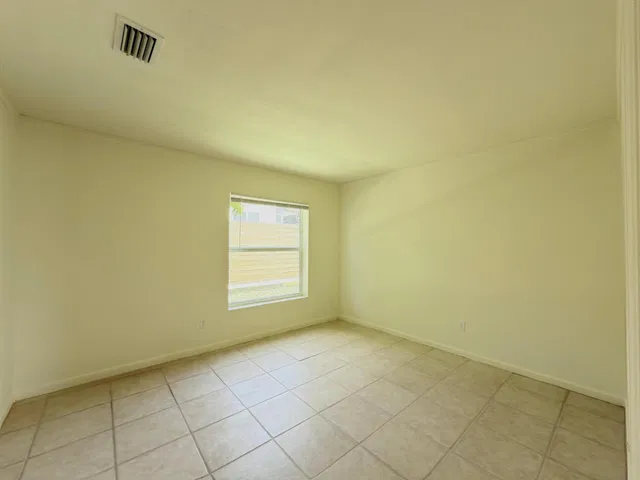  Residence photo 13