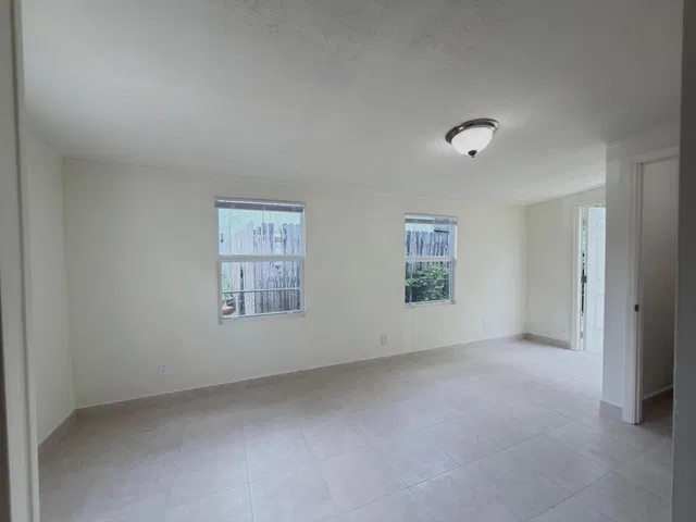  Residence photo 18