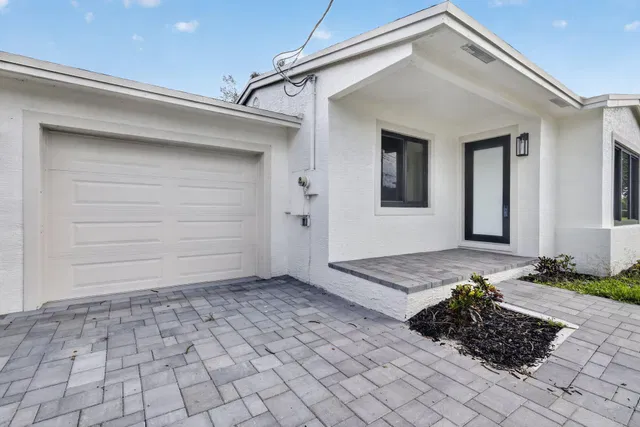  Residence photo 4