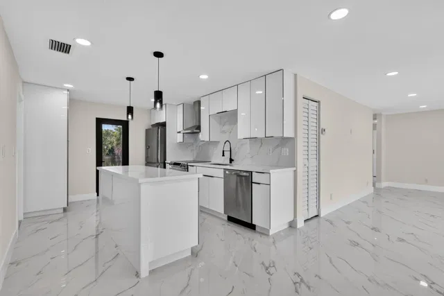  Residence photo 10