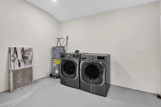  Residence photo 14