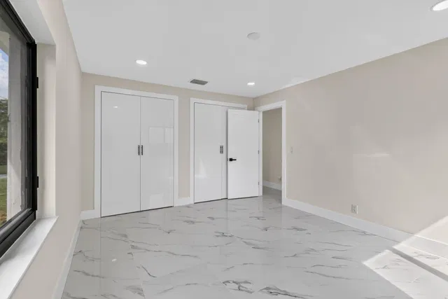  Residence photo 32
