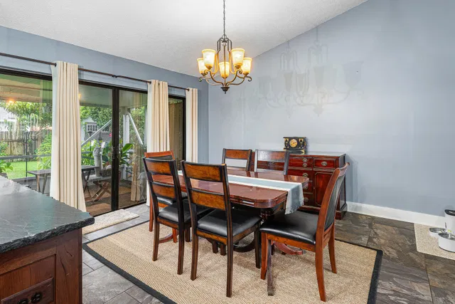Residence photo 11
