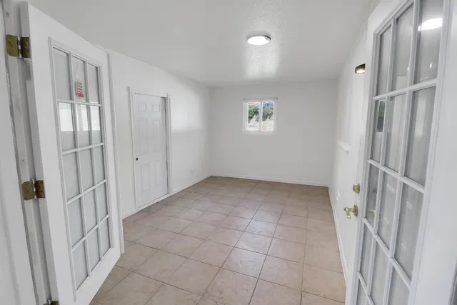 Residence photo 16