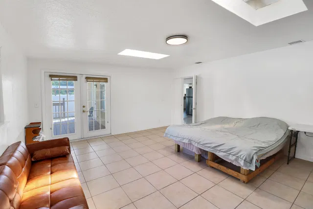 Residence photo 20