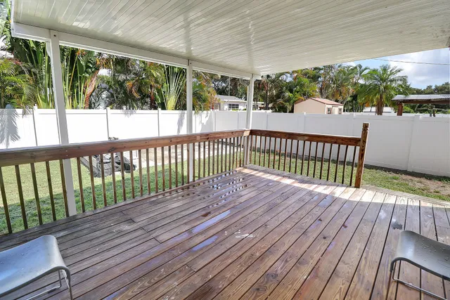 Residence photo 28