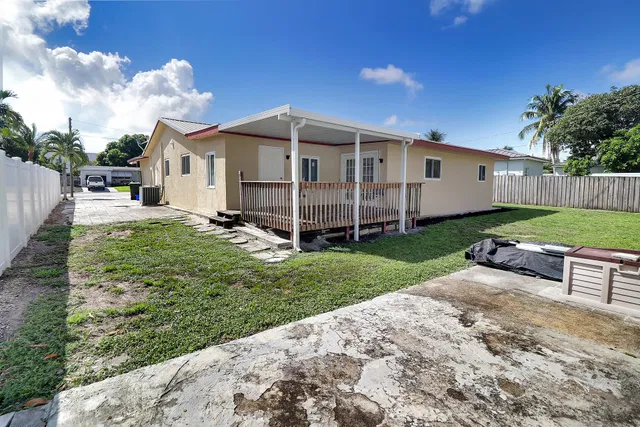 Residence photo 30