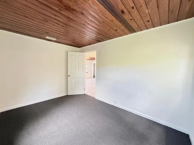 West Palm Beach Residence photo 19