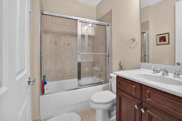 Residence photo 26