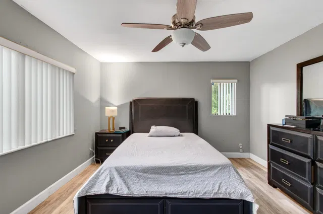 Residence photo 37