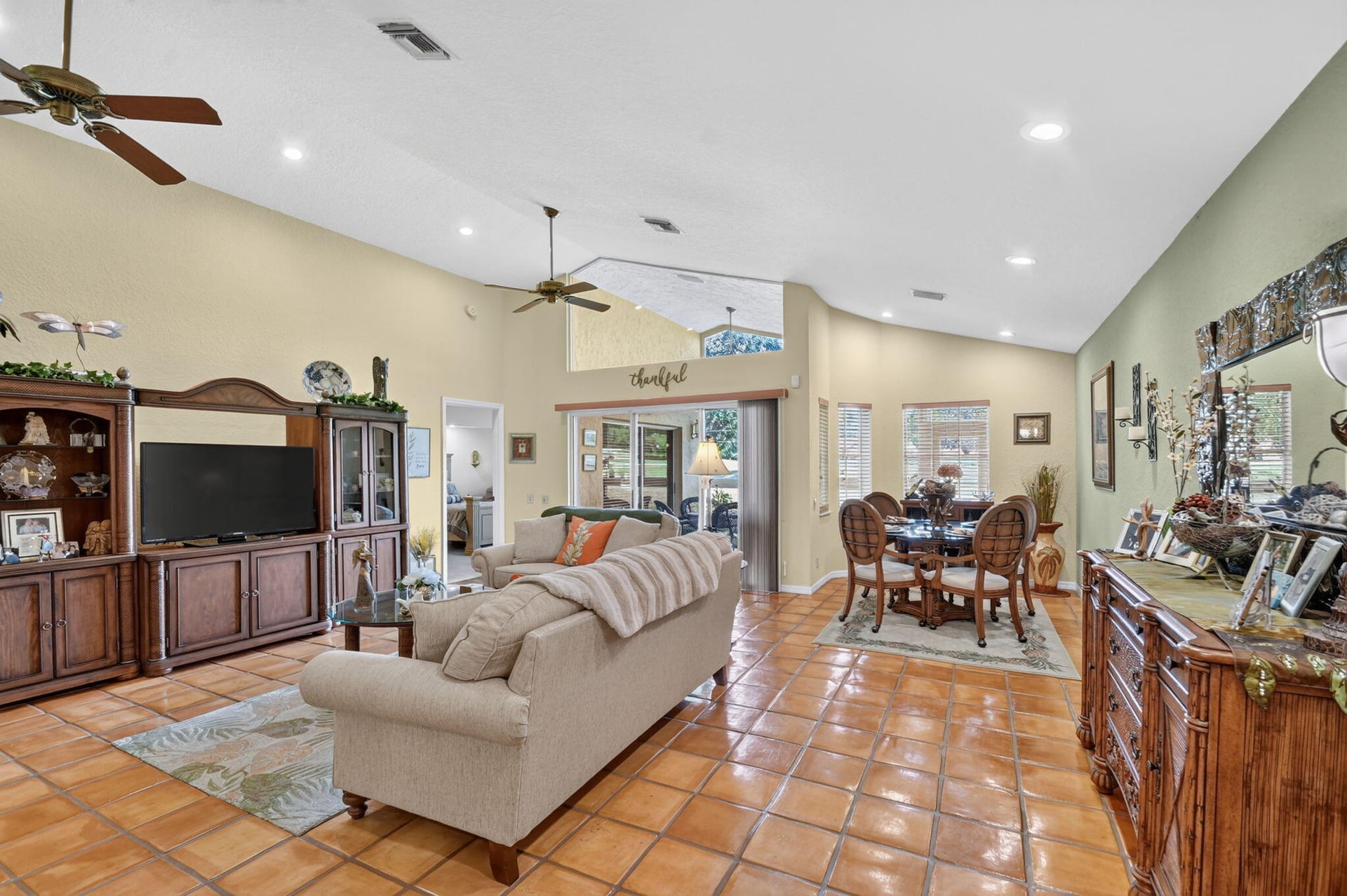 Residence photo 11