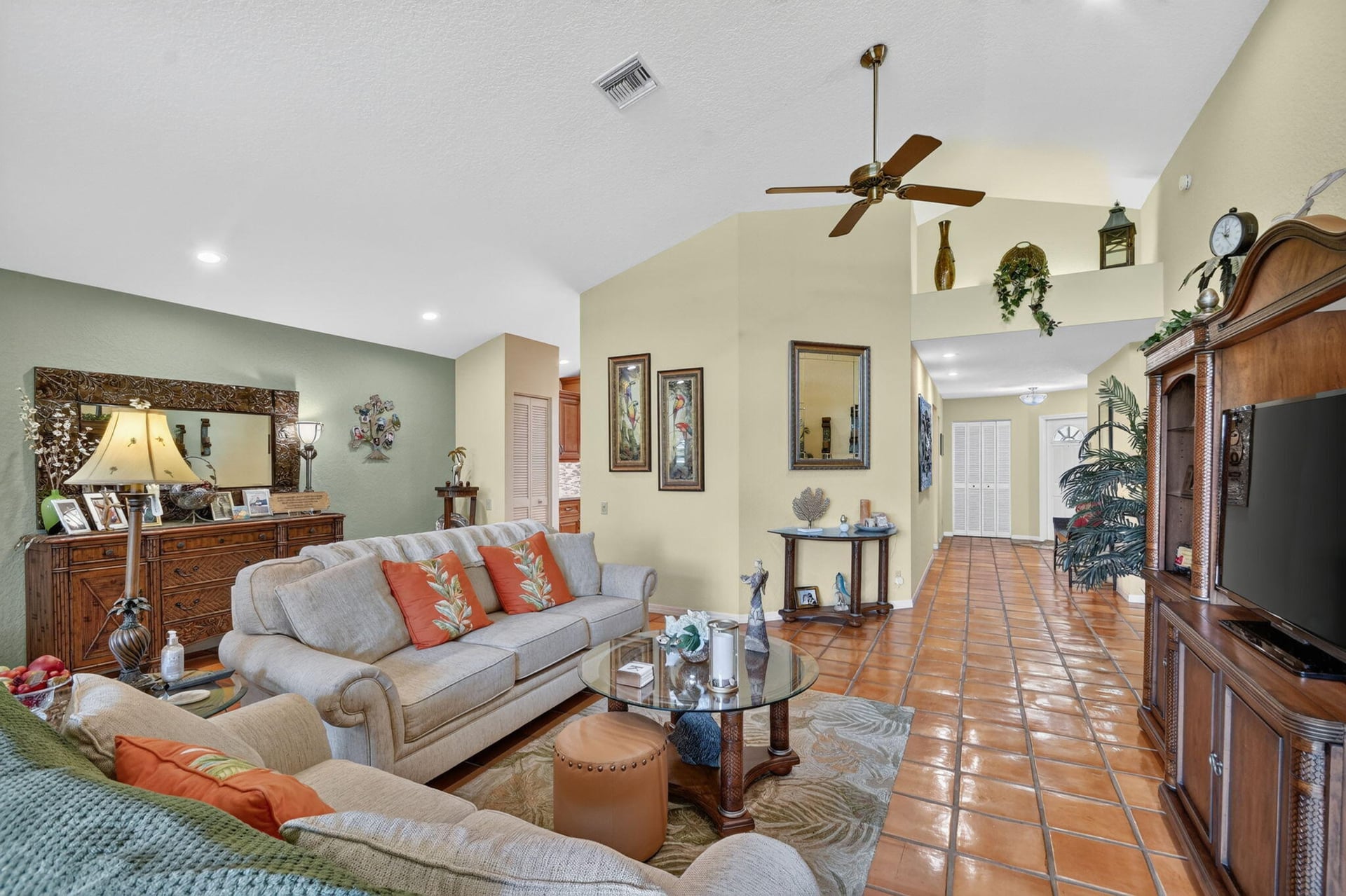 Residence photo 14