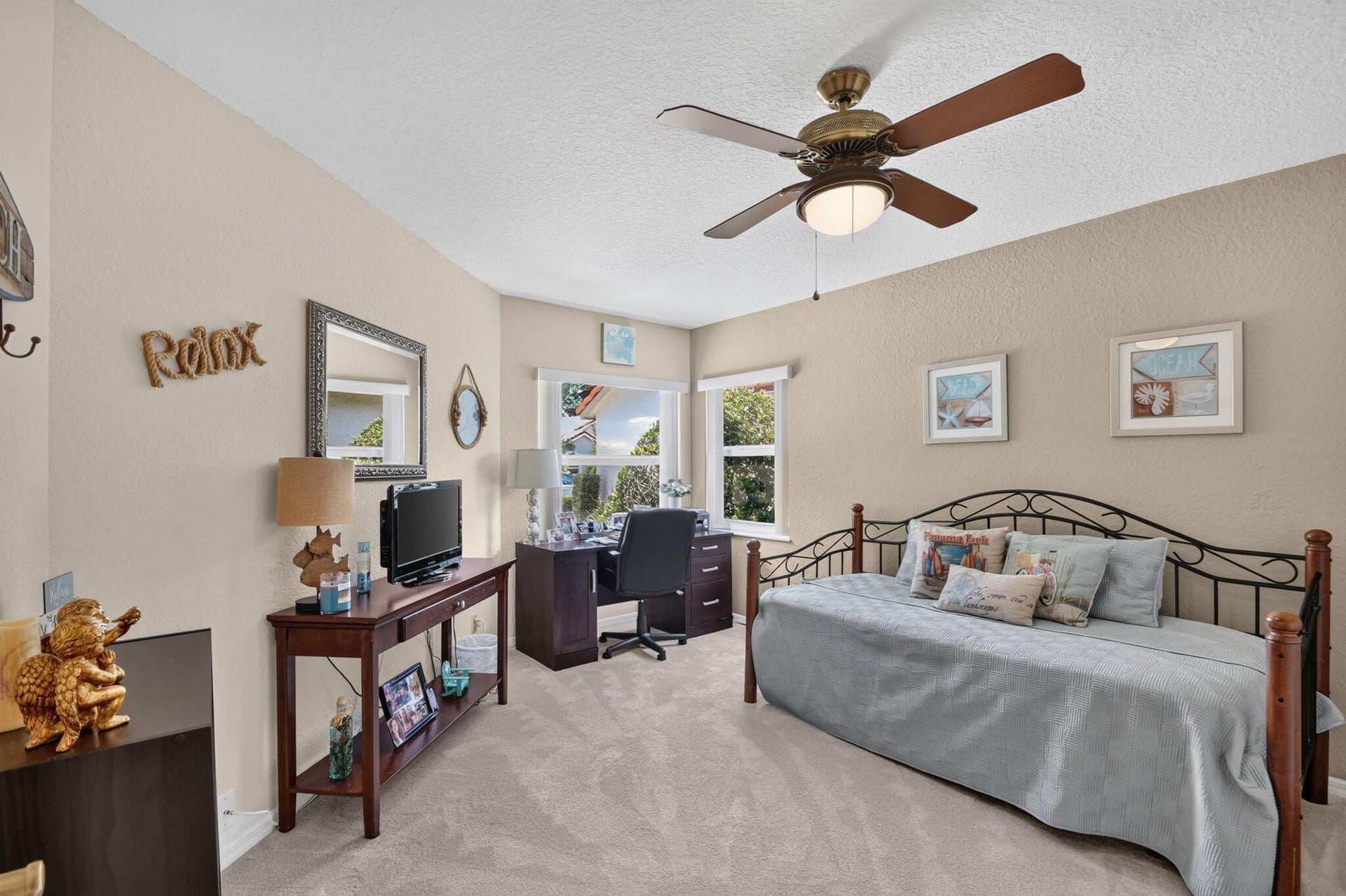 Residence photo 28