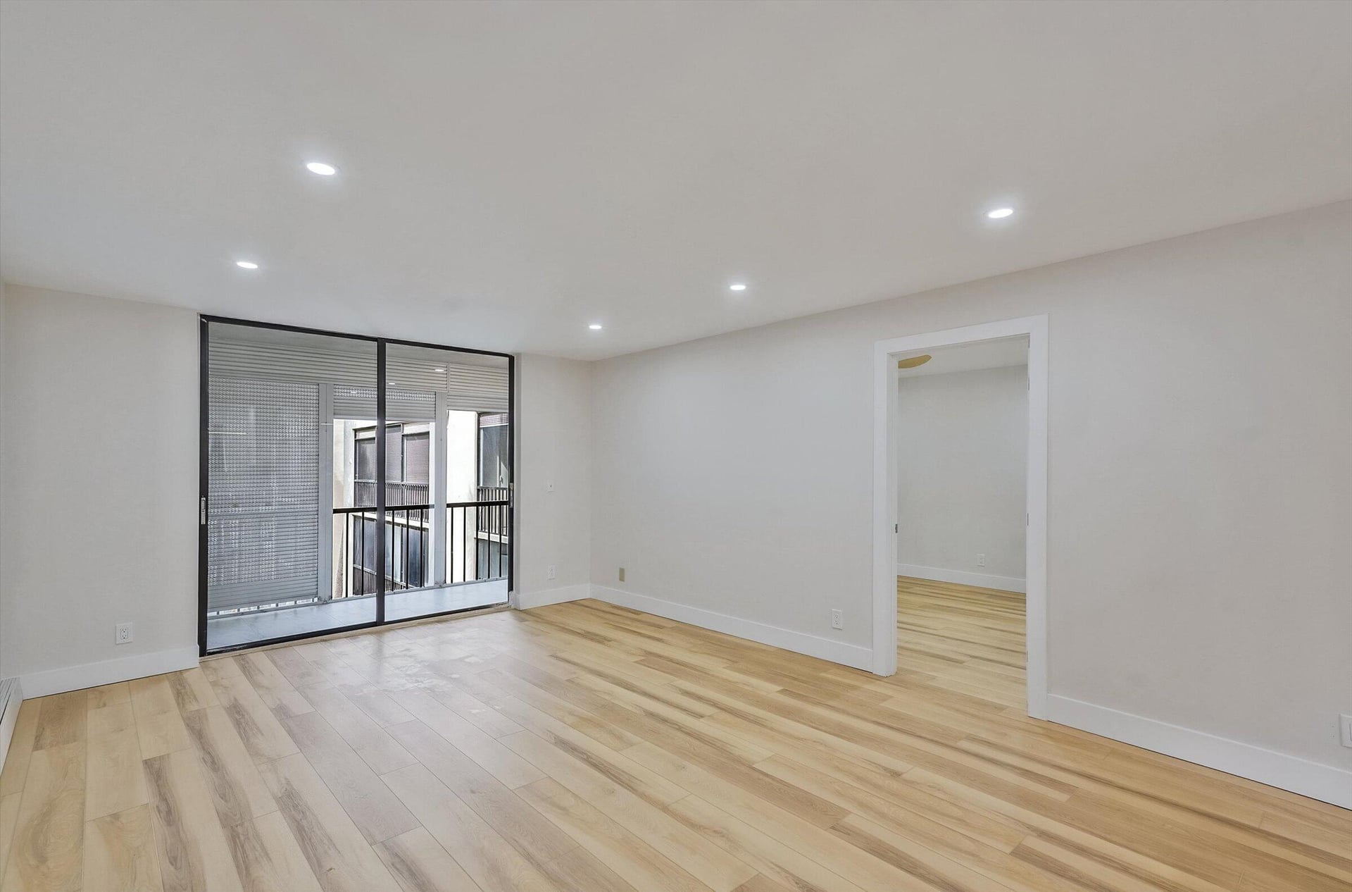  Residence photo 11