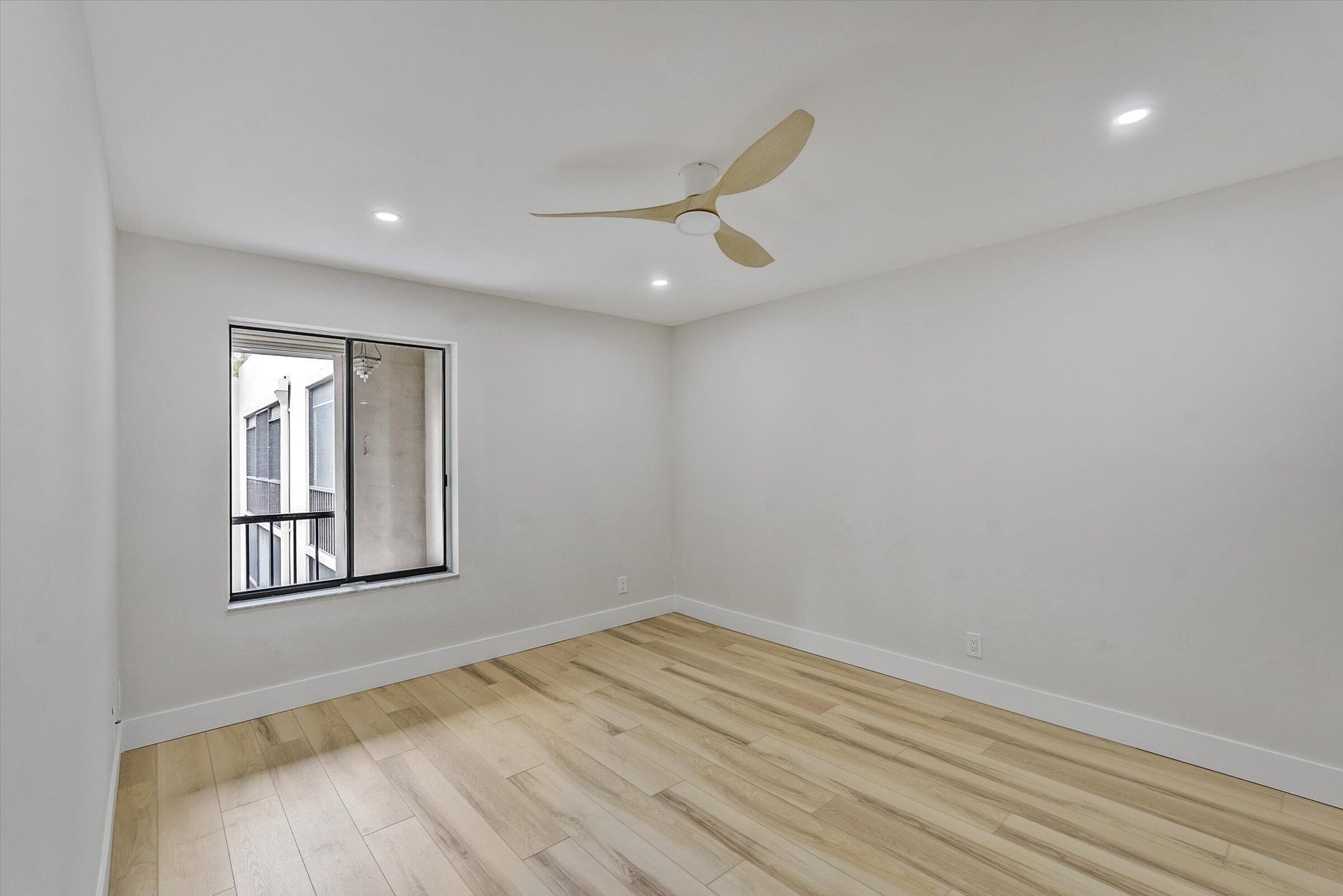  Residence photo 18