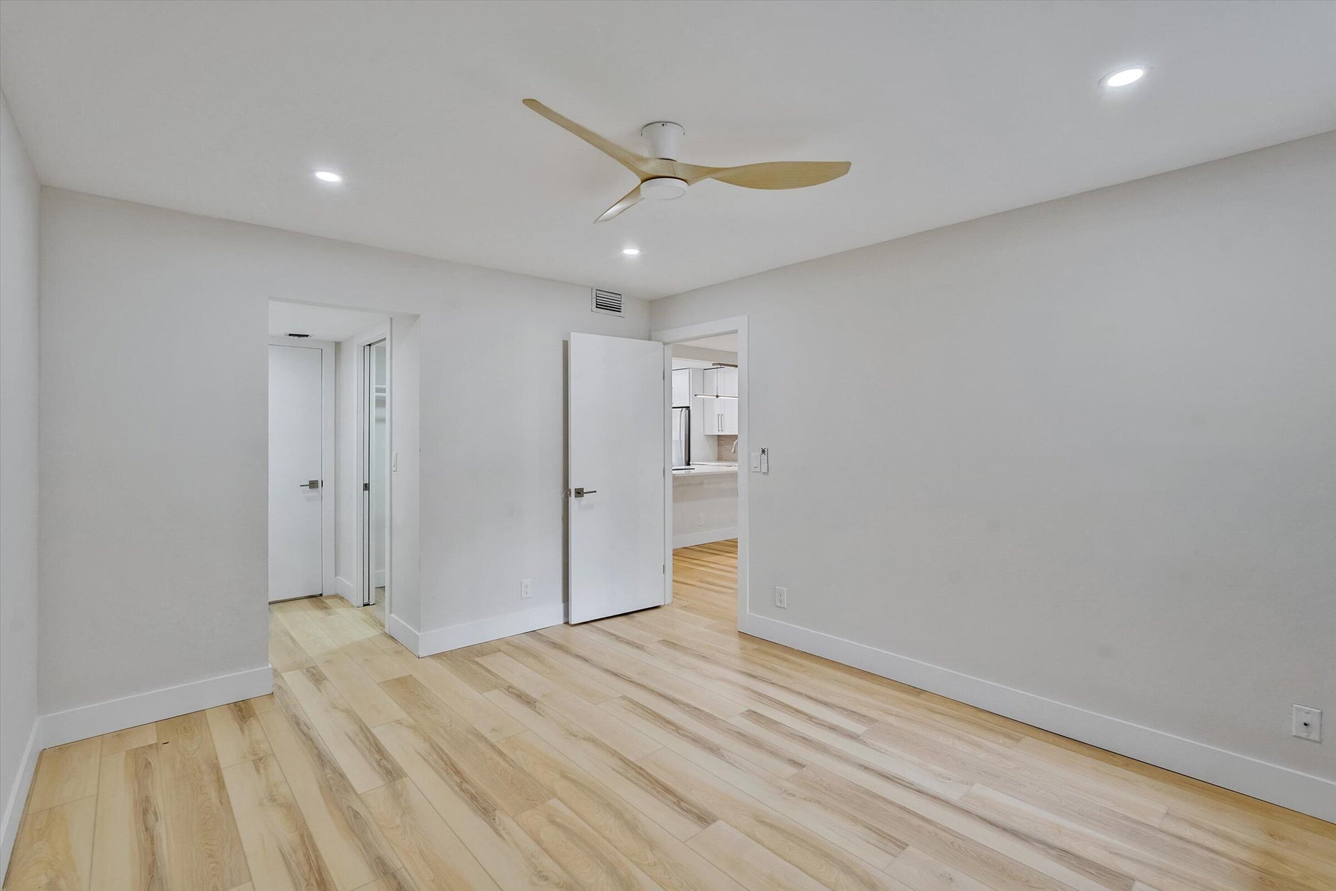  Residence photo 20