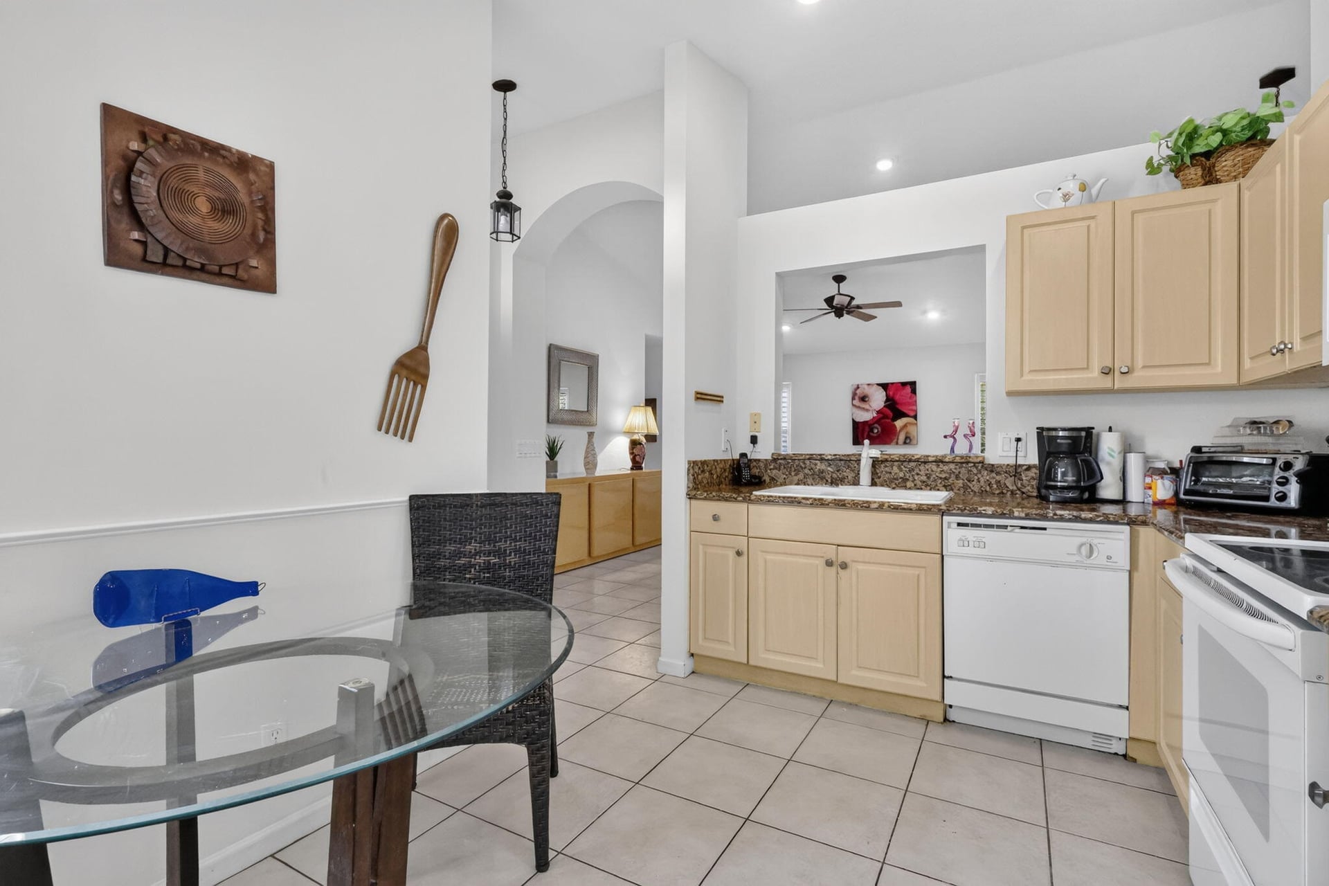  Residence photo 10