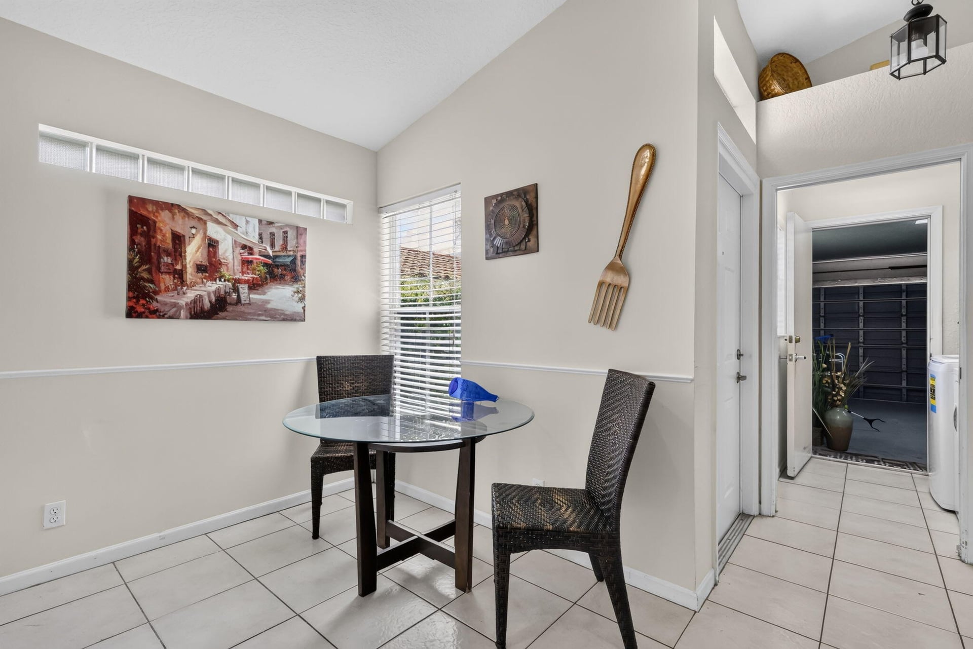  Residence photo 12