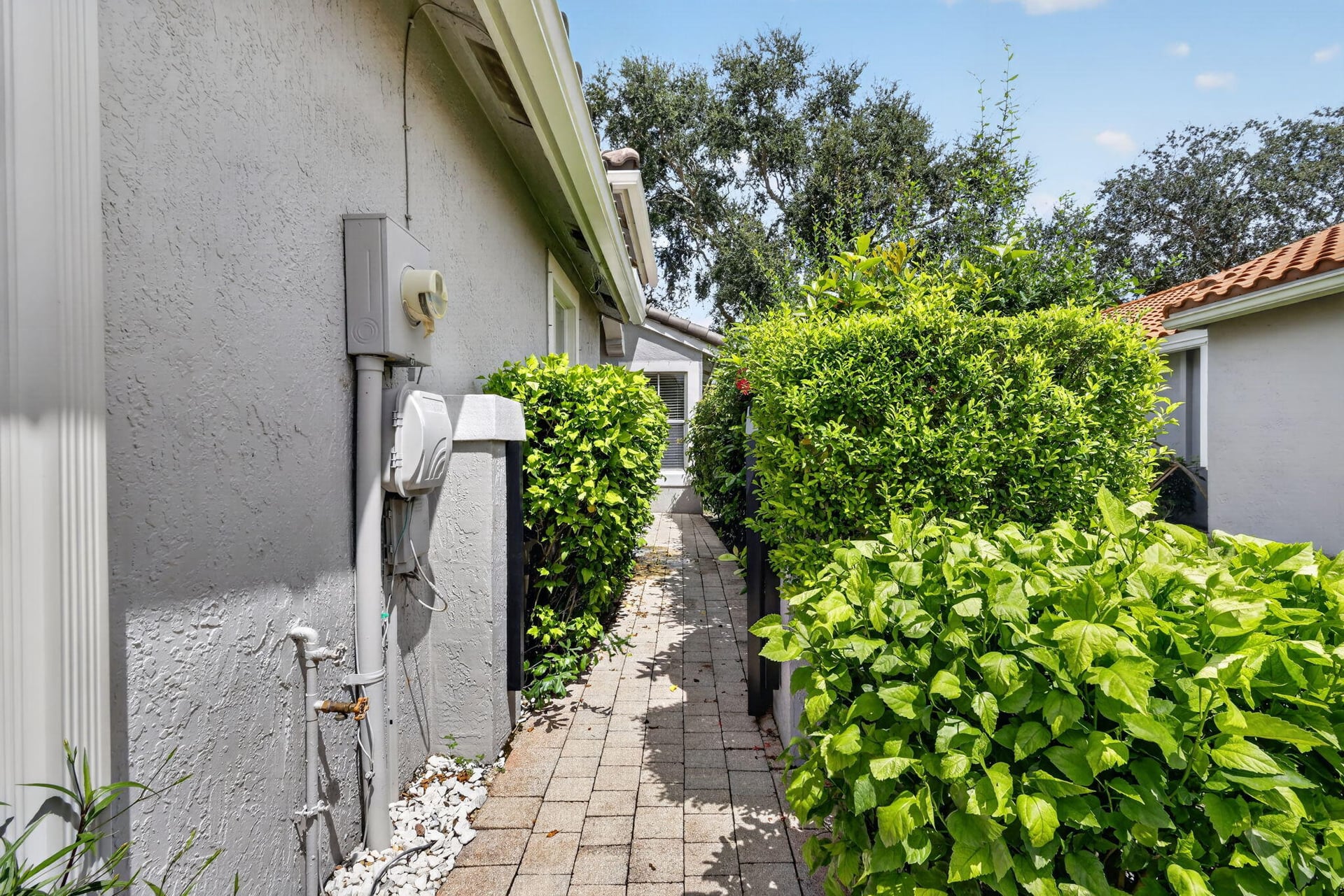  Residence photo 35
