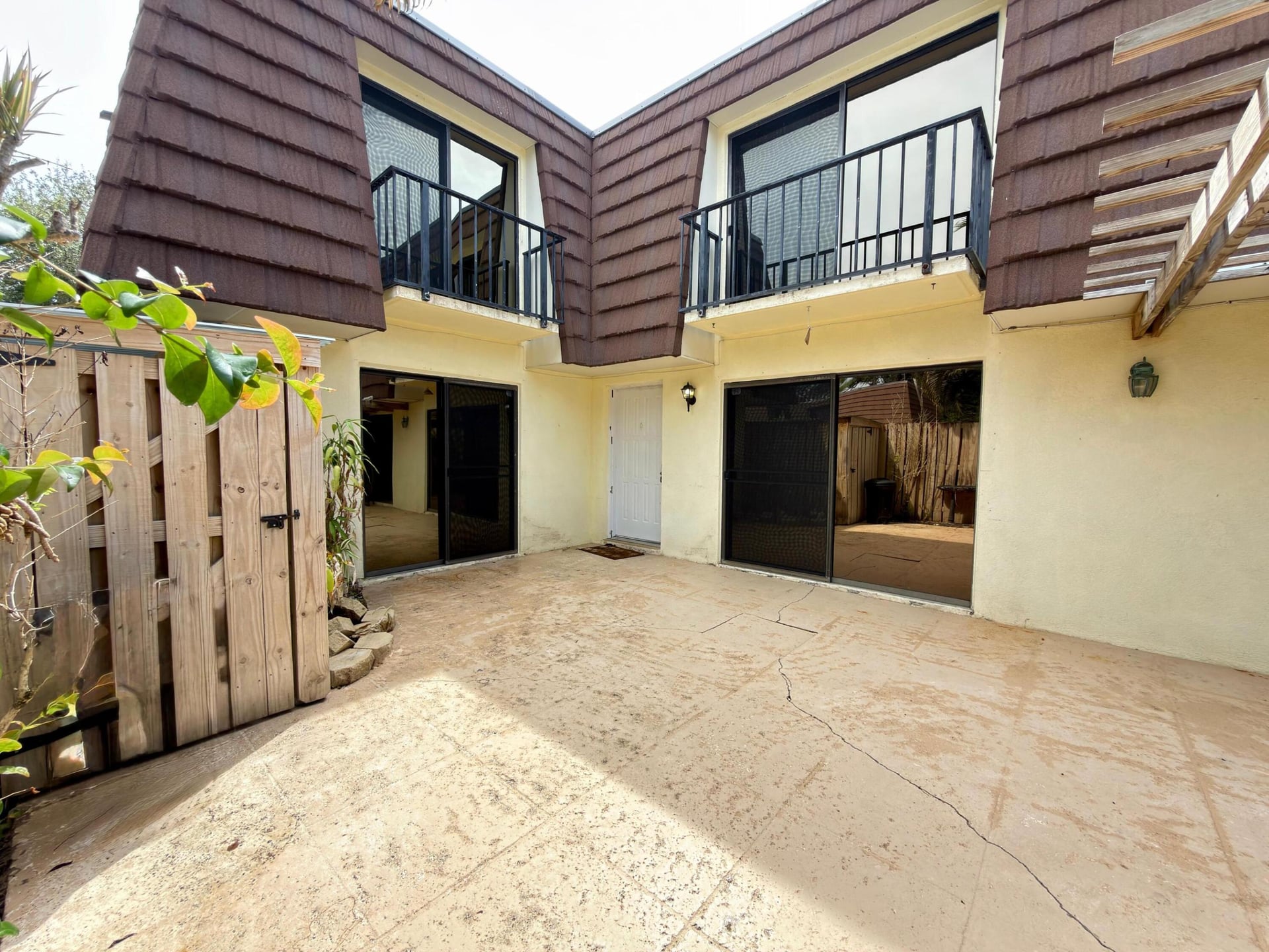  Residence photo 16