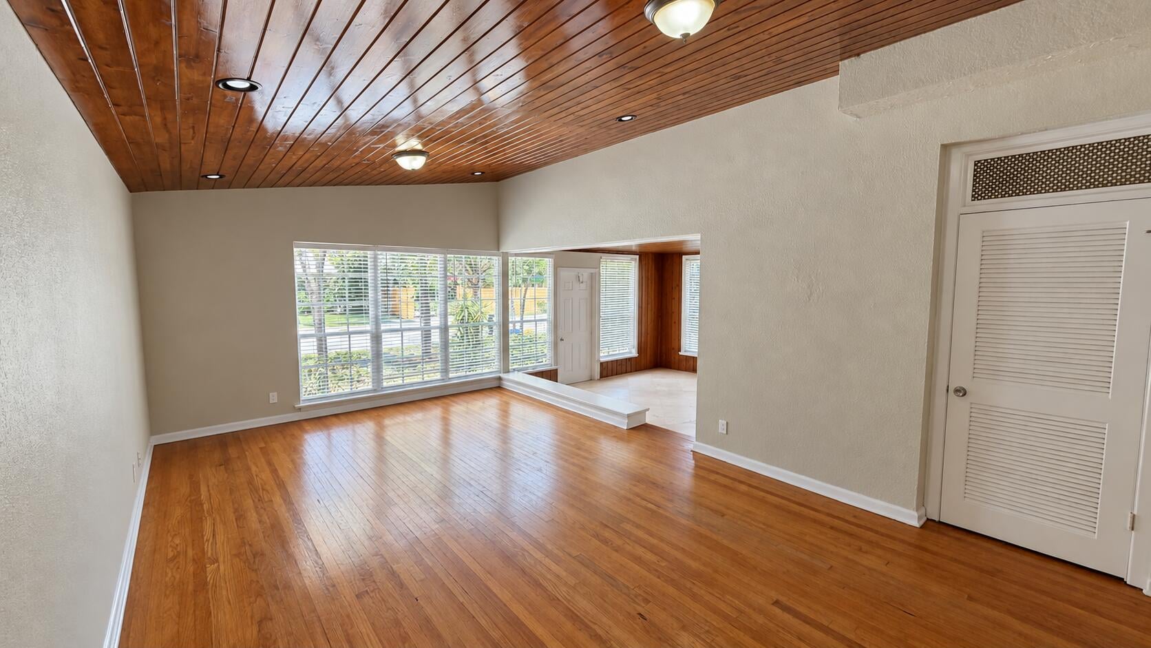 Residence photo 8