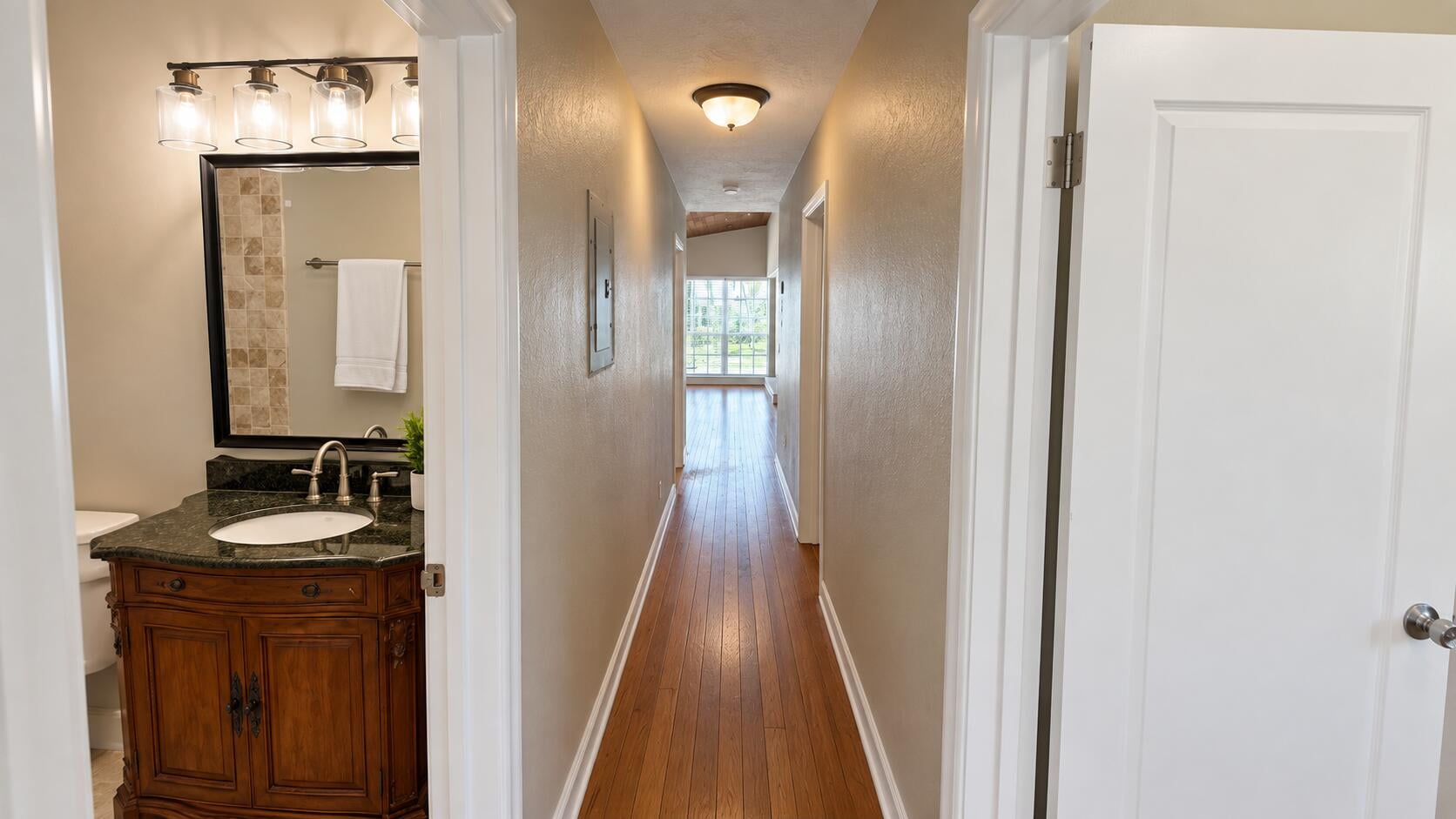 Residence photo 20