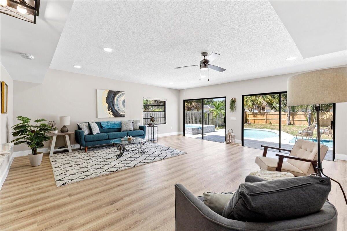 Residence photo 9