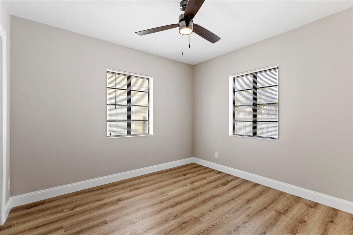 Residence photo 19