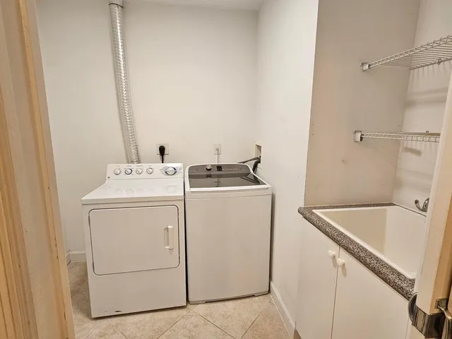One City Plaza Unit 1604 photo 7
