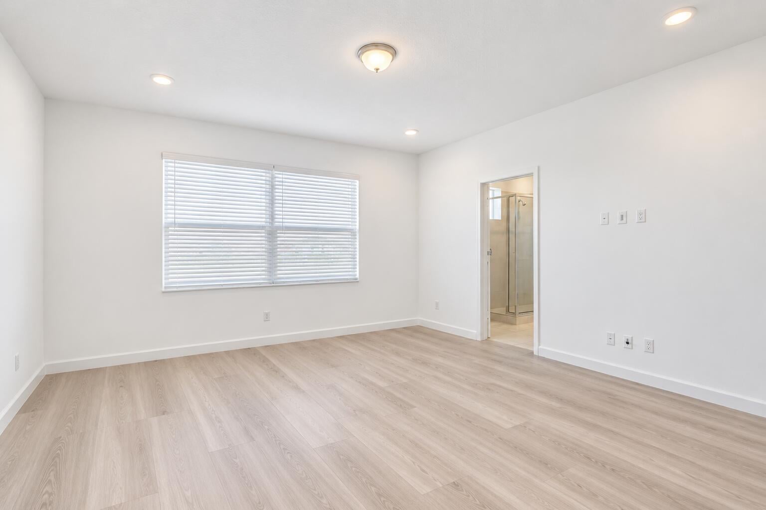 Residence photo 12