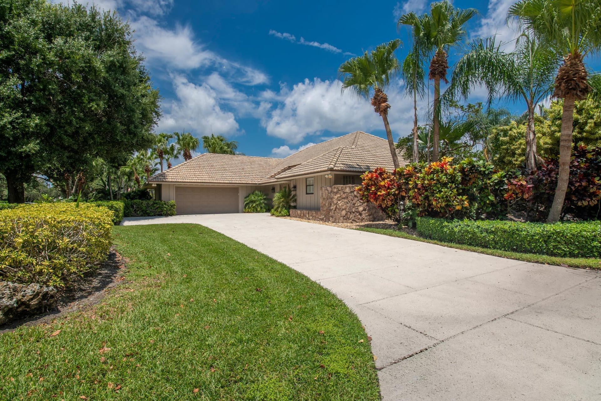 PGA National Palm Beach Gardens Residence photo 2