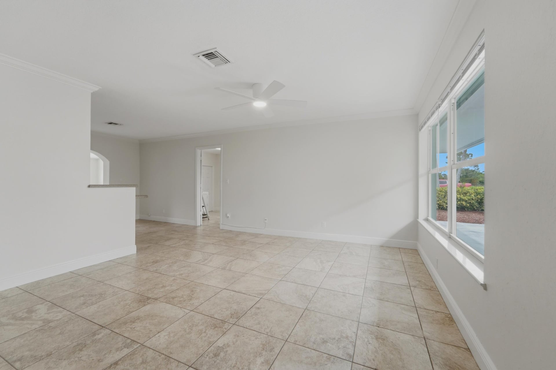 Residence photo 3