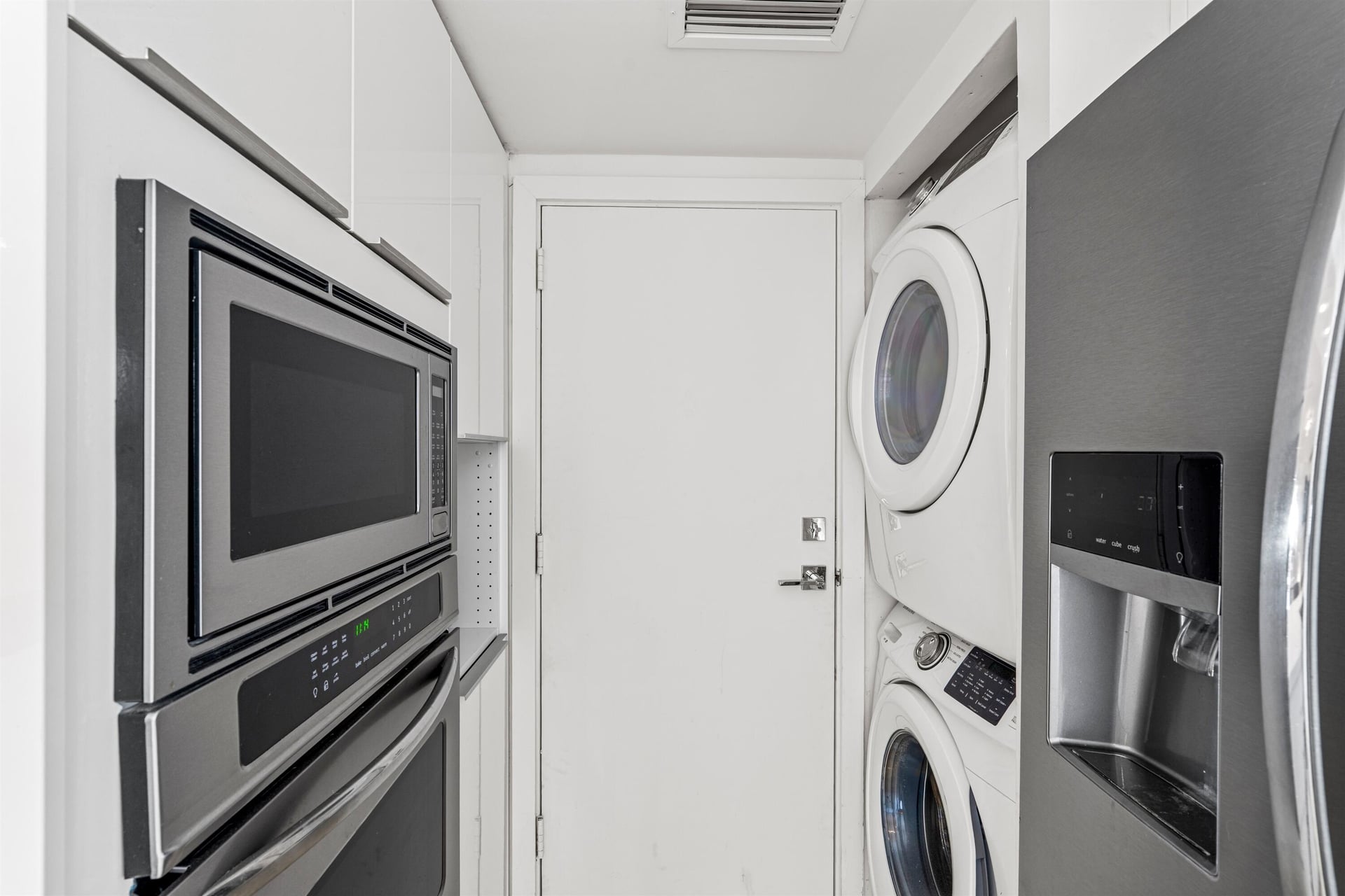 Unit 505 photo 38