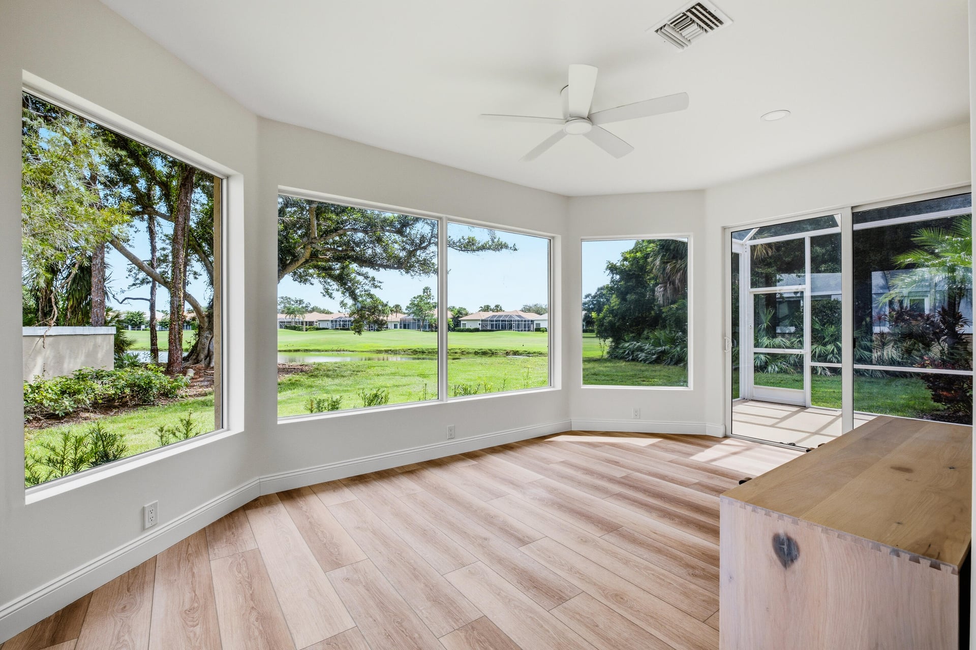 Monarch Country Club Residence photo 33