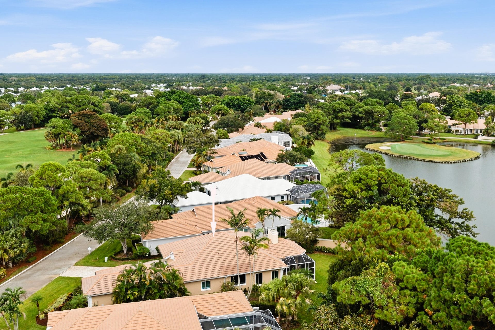 Monarch Country Club Residence photo 65