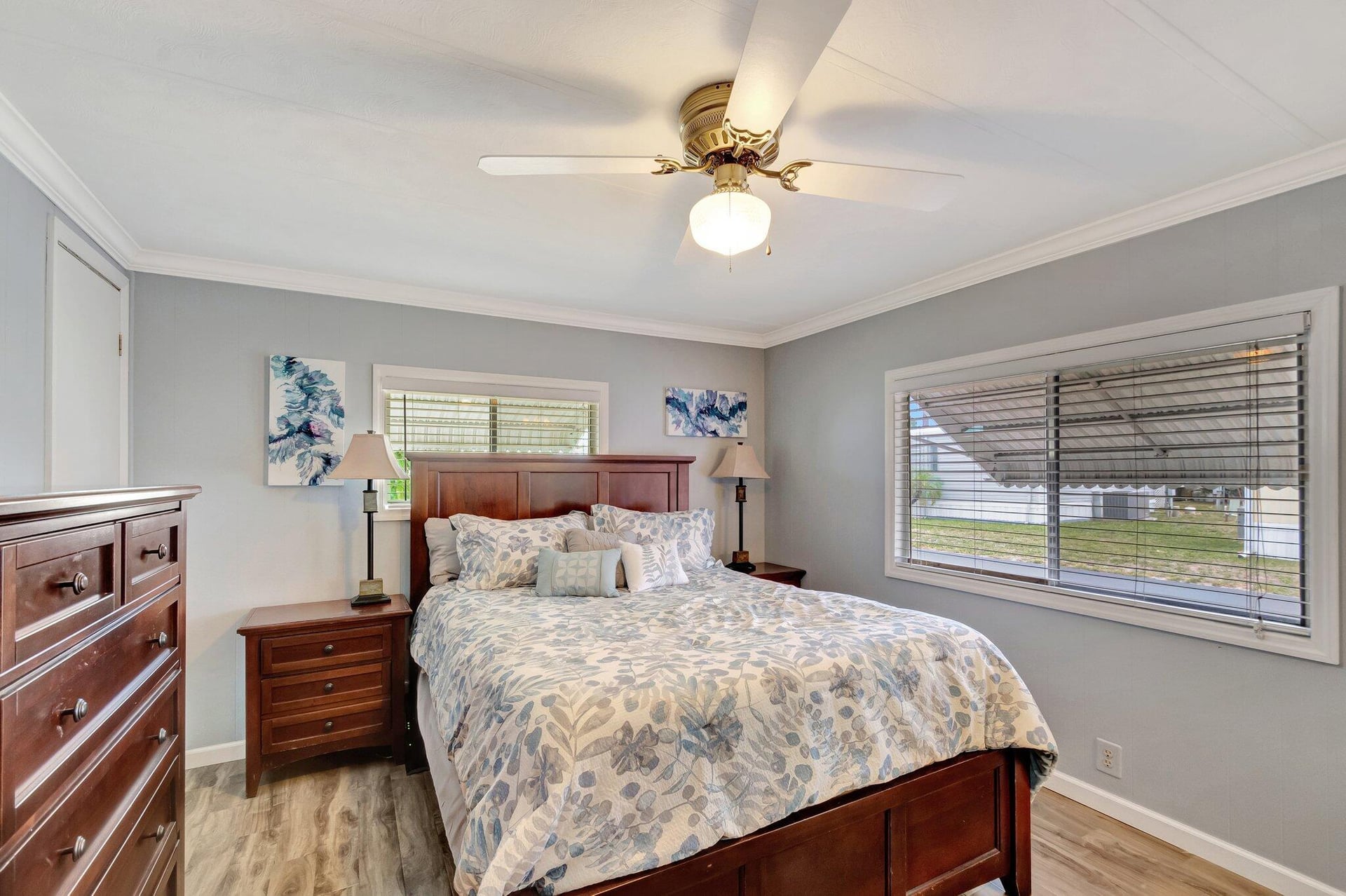  Residence photo 4