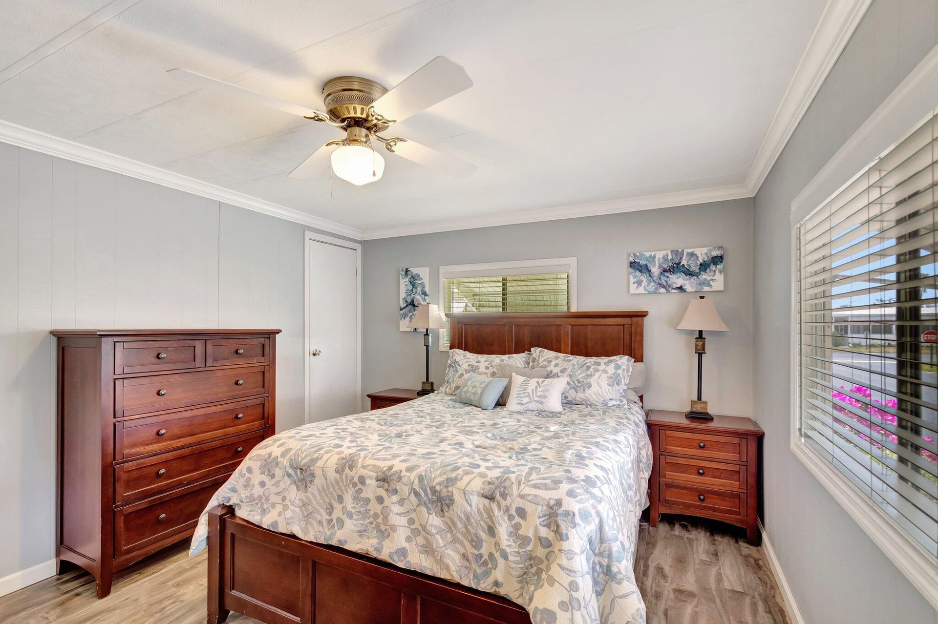  Residence photo 5