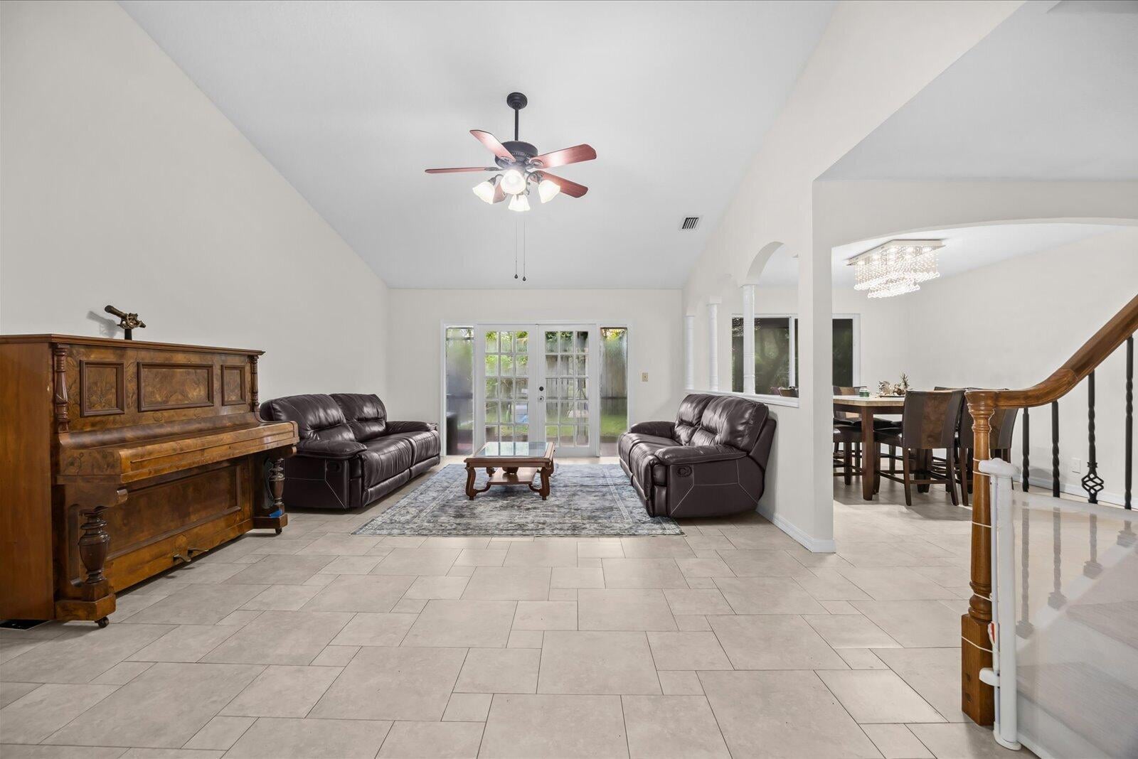 Residence photo 5