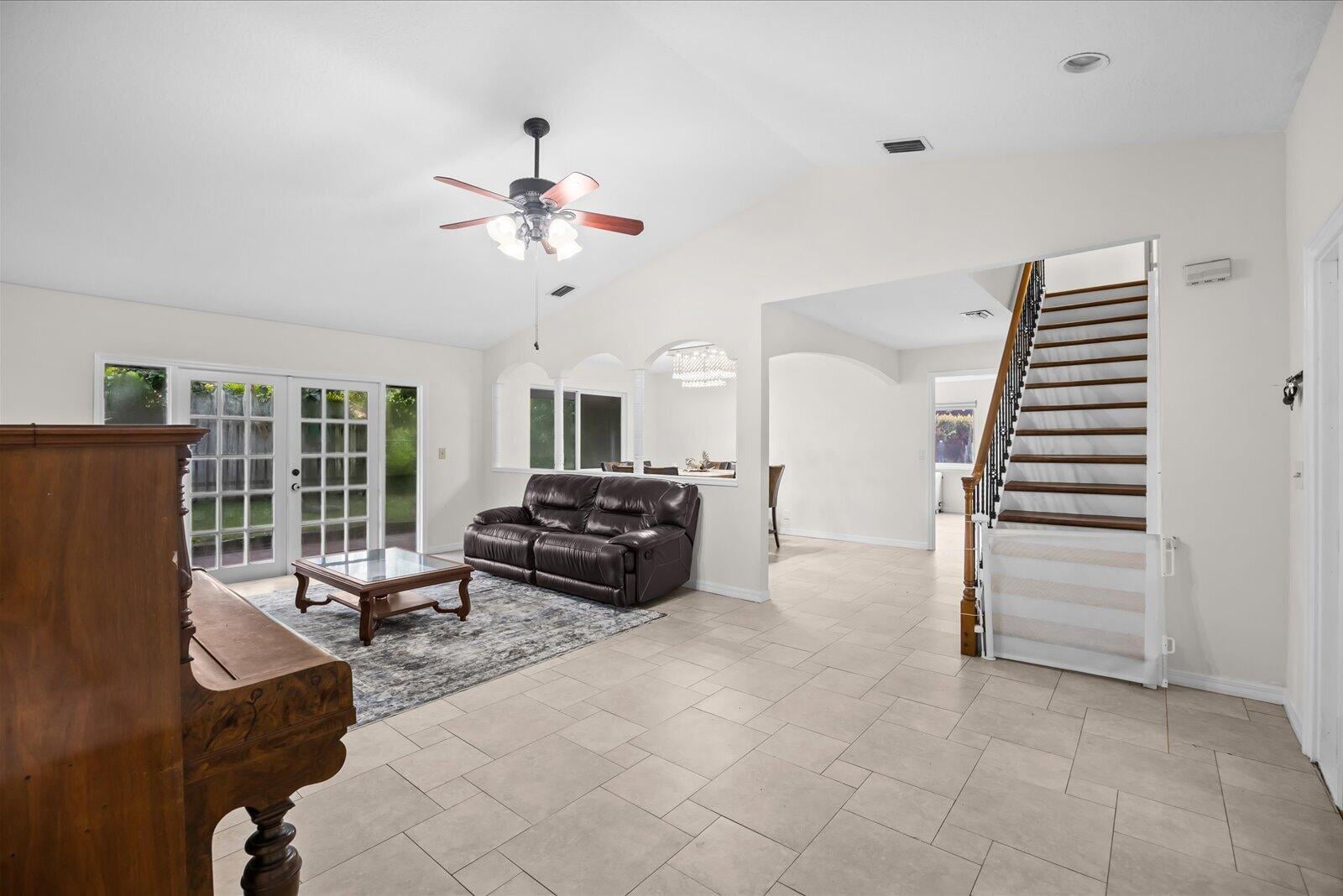 Residence photo 6