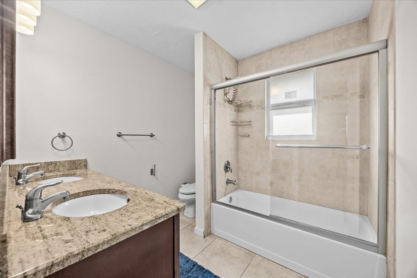 Residence photo 33