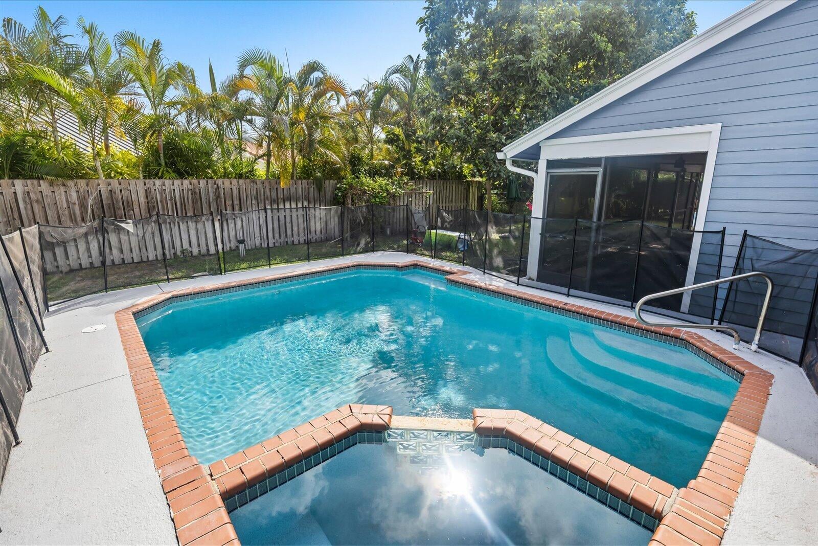 Residence photo 42