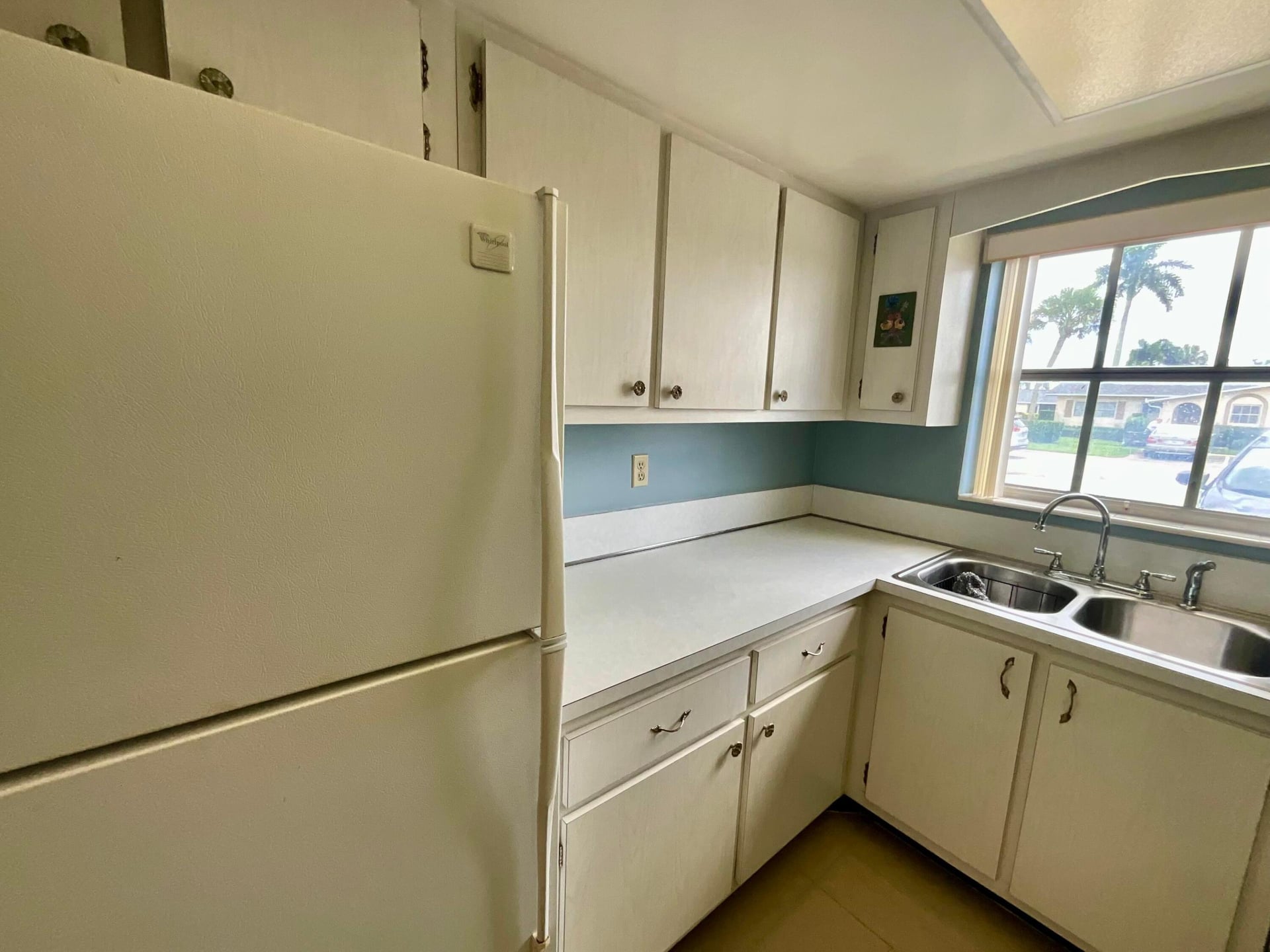  Unit H photo 11